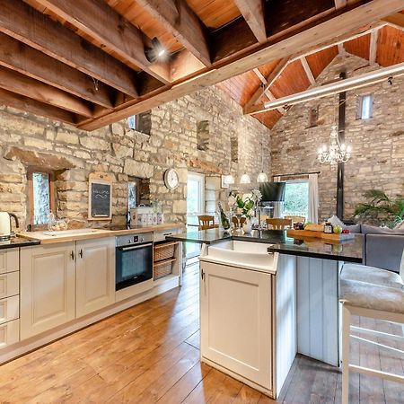 The Magical Barn Villa Холтуисъл Екстериор снимка