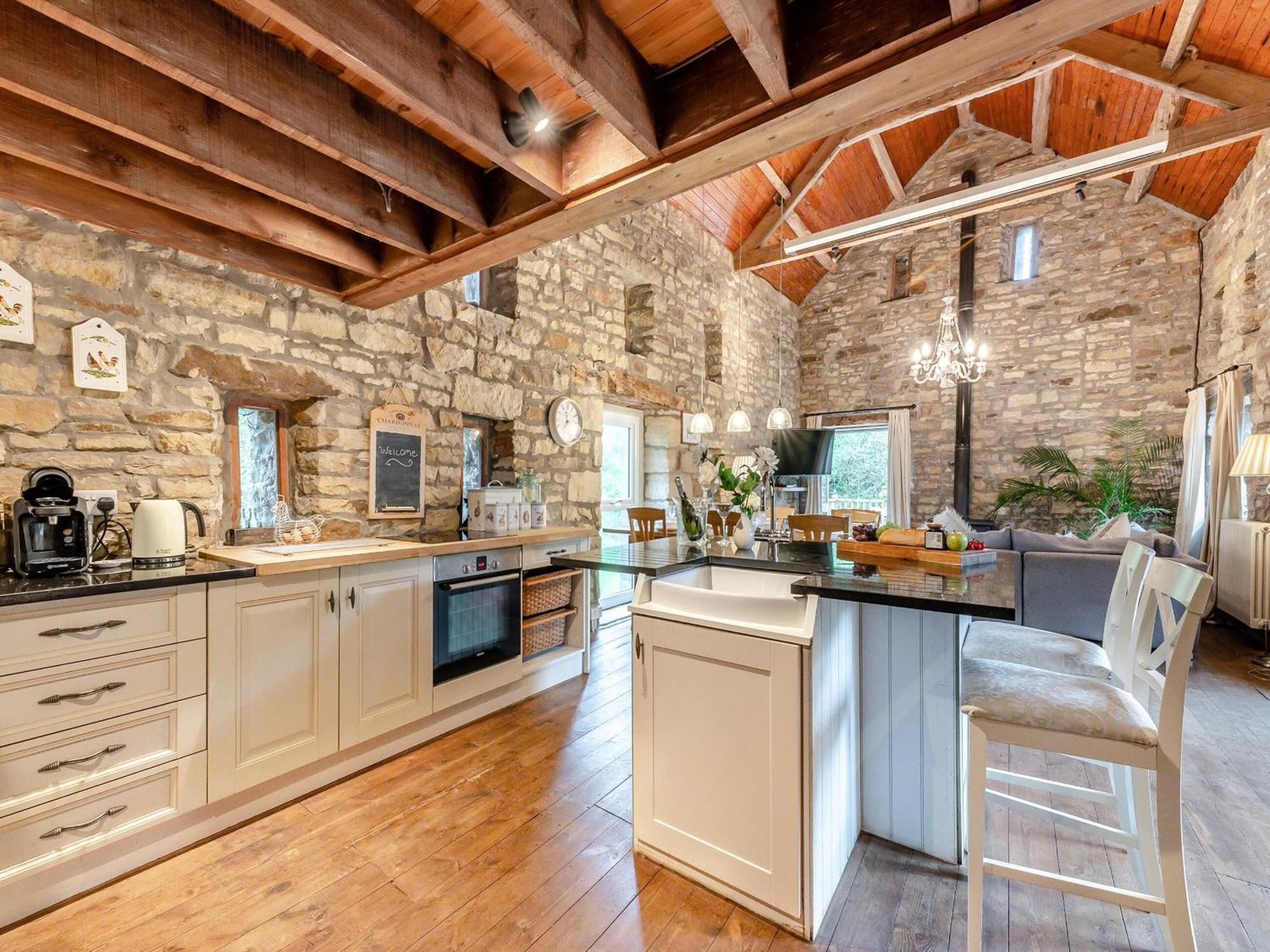 The Magical Barn Villa Холтуисъл Екстериор снимка