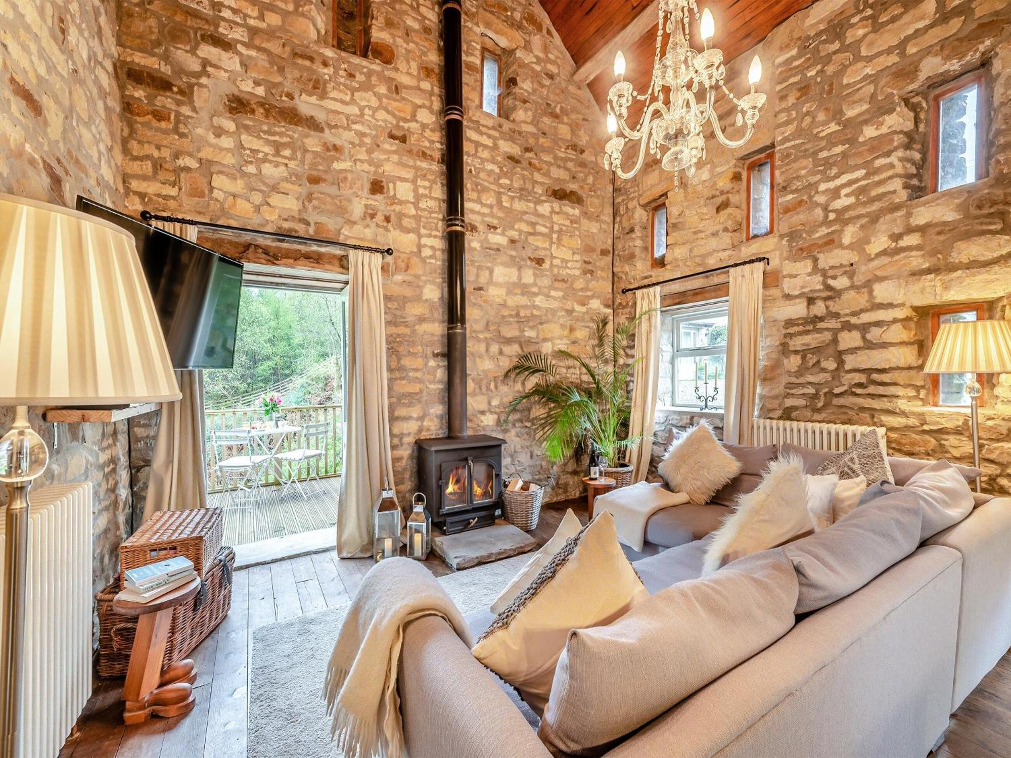 The Magical Barn Villa Холтуисъл Екстериор снимка